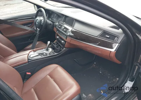 2015 BMW 528I xDrive z USA, uszkodzony, nr VIN WBA5A7C59FD625160